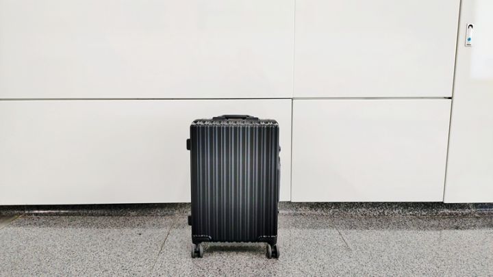 小型轻便指纹锁行李箱,便捷功能行李箱