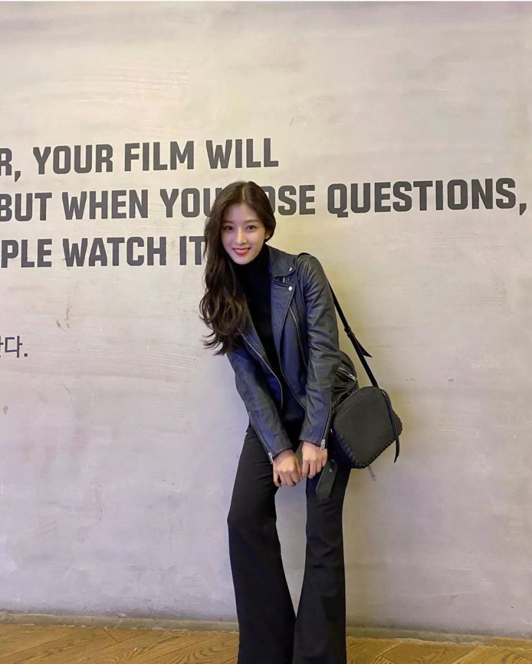 方圆脸适合的发型烫发,方圆脸适合的发型实况图