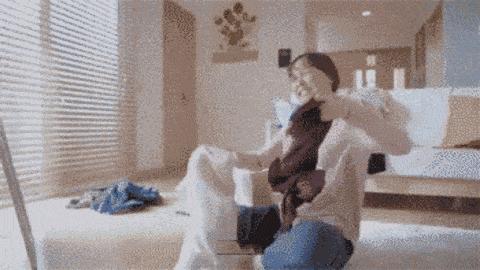 晒衣服一定要拧干吗,晒衣服一定要阳光直射吗