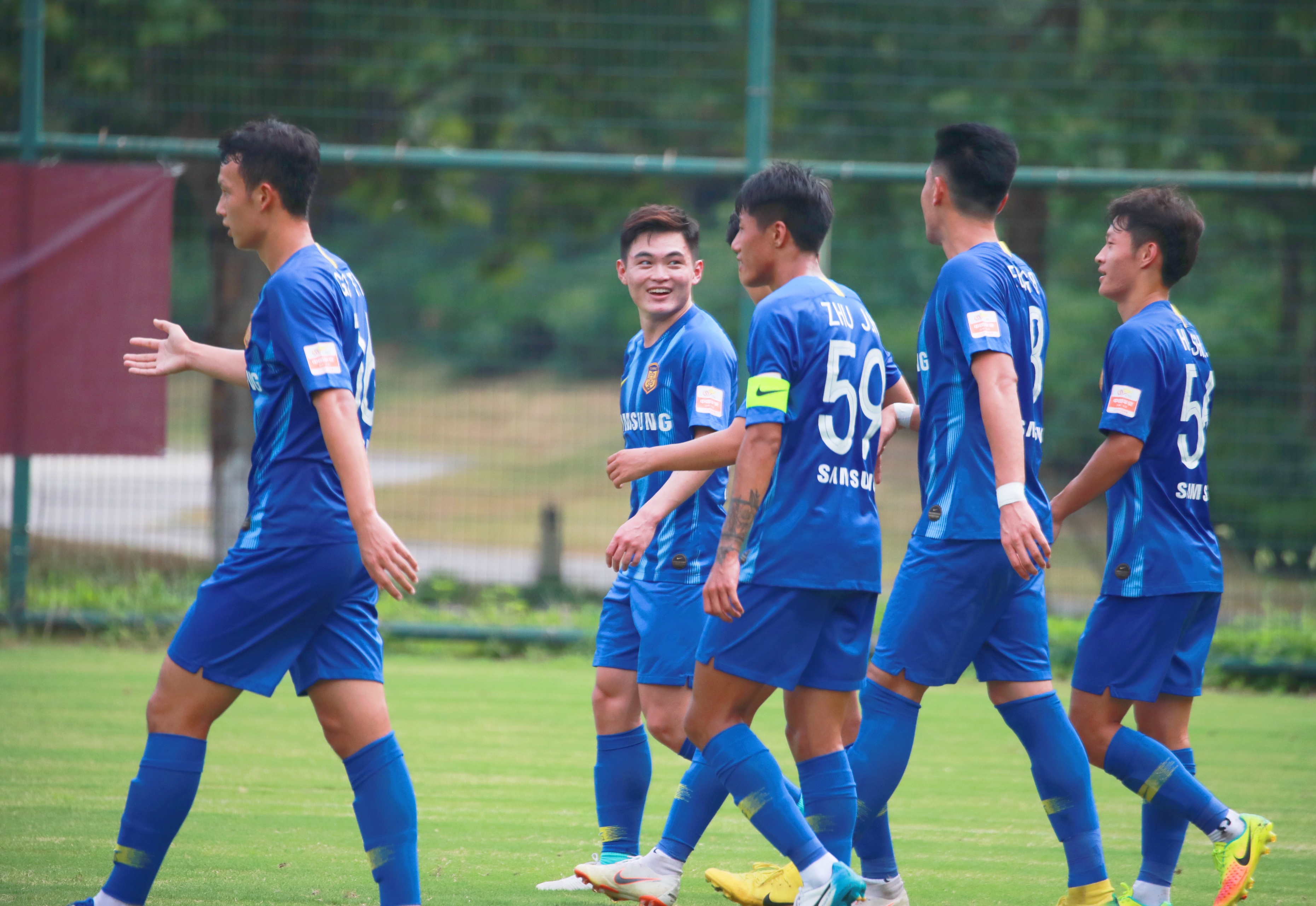 苏宁球队黄紫昌去哪里了,黄紫昌中超十一轮表现