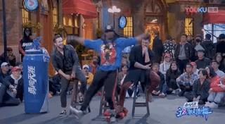 这就是街舞街舞大神顶级嗨爆全场,这就是街舞2battle燃爆现场