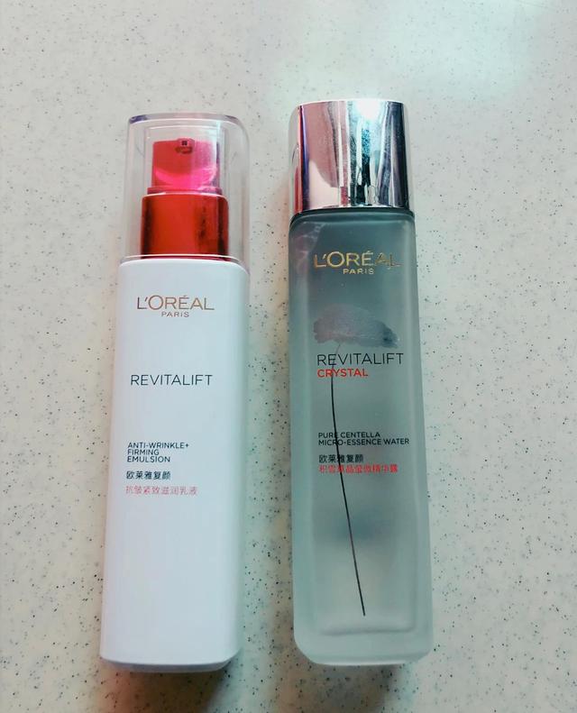 悦薇水乳和白檀水乳测评,抗老水乳适合40岁国货