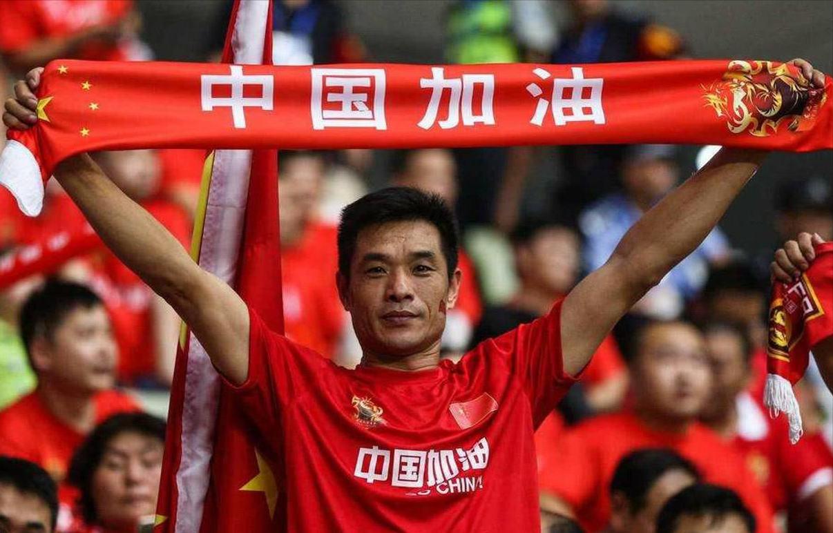 陈戌源央媒发文喊口号,老调重弹满篇空话。中国足球不需要假大空