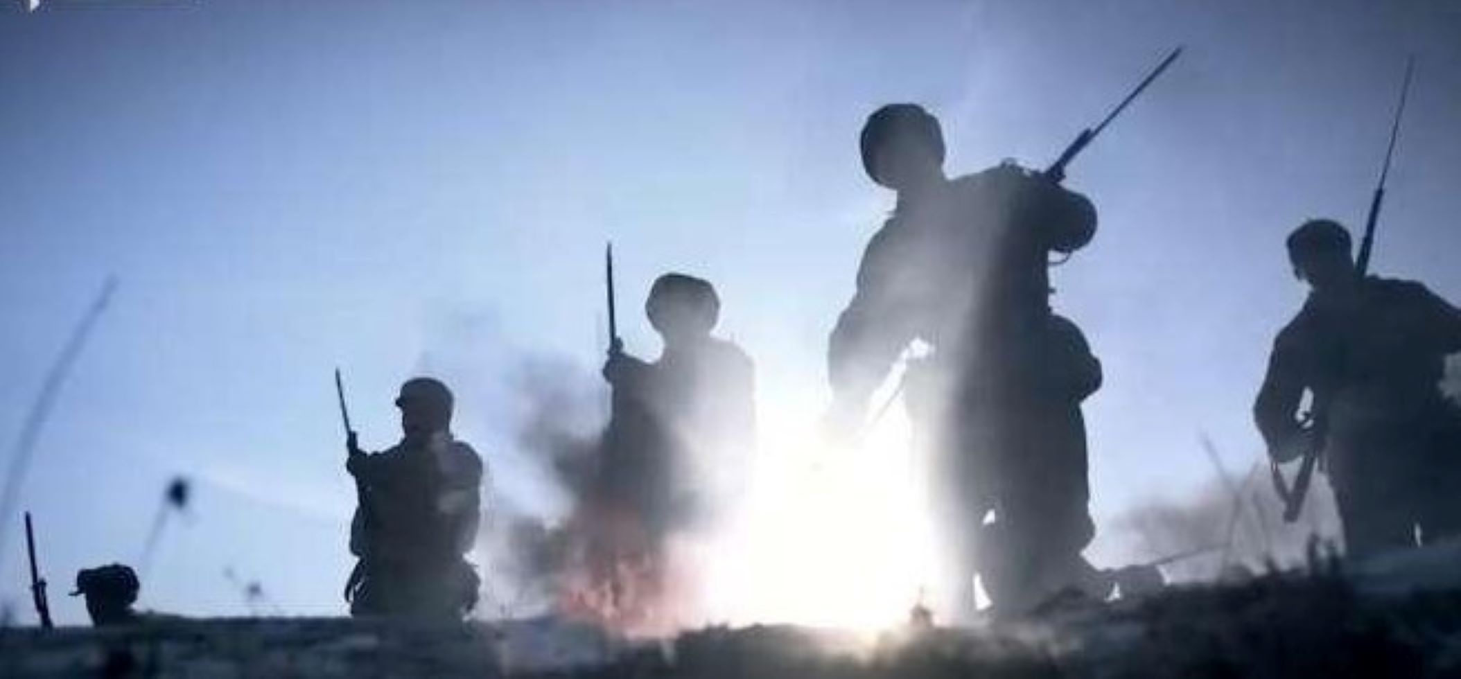 他在长津湖冲杀得很猛，惊动军长，被换下了阵地，后为军委副主席