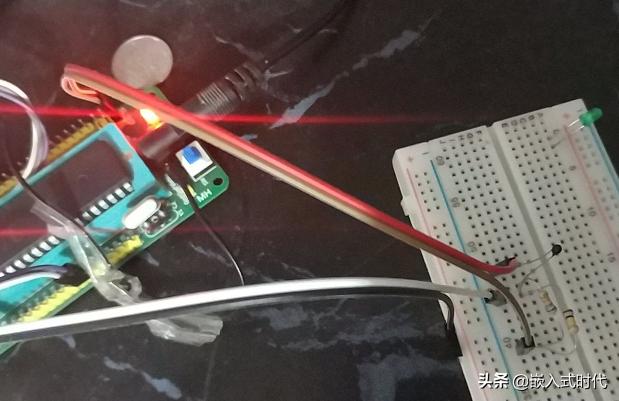 51单片机温度传感器代码讲解,单片机热敏电阻温度控制