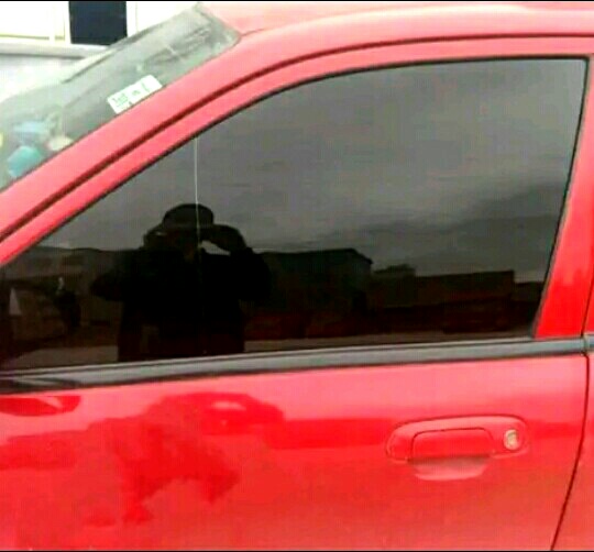 车窗膜透光率多少晚上才能看清,车窗膜透光率多少不影响夜间开车