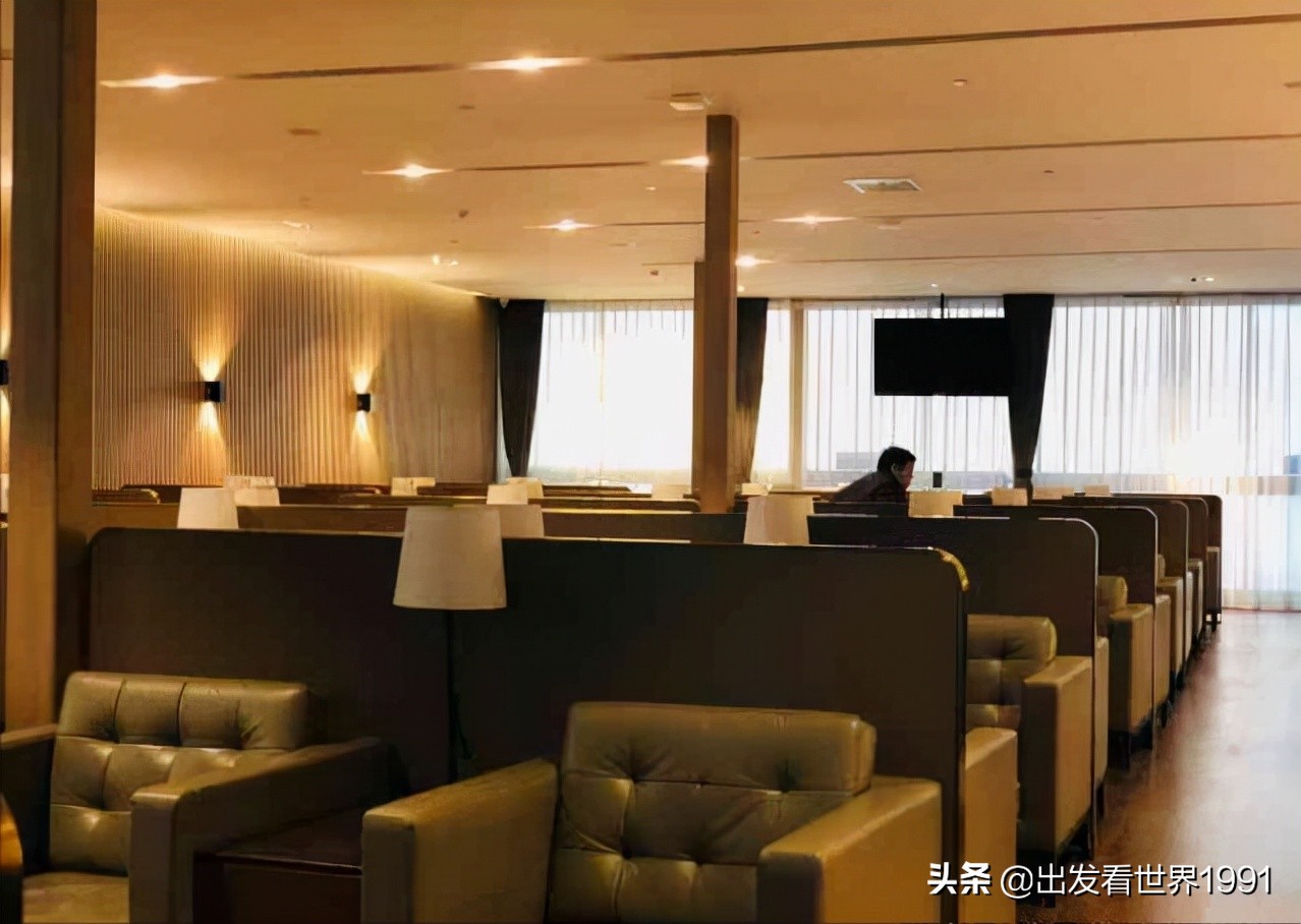 火车站的商务候车区有哪些要求,无锡火车站商务座候车区