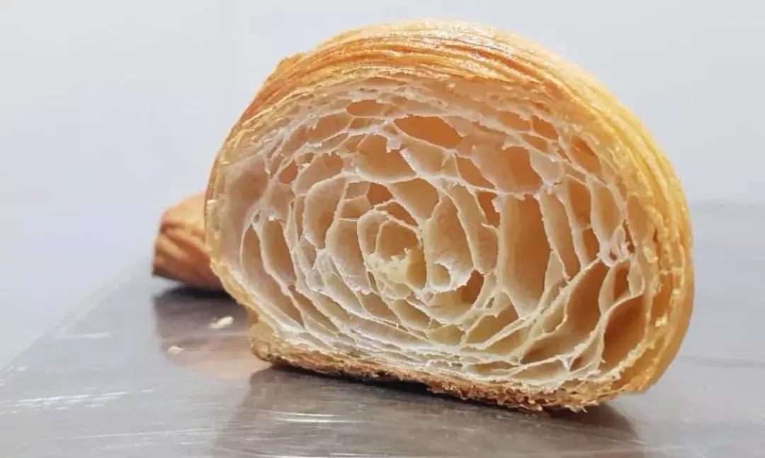 意大利是著名的时尚设计之国,意大利是真正的美食之都