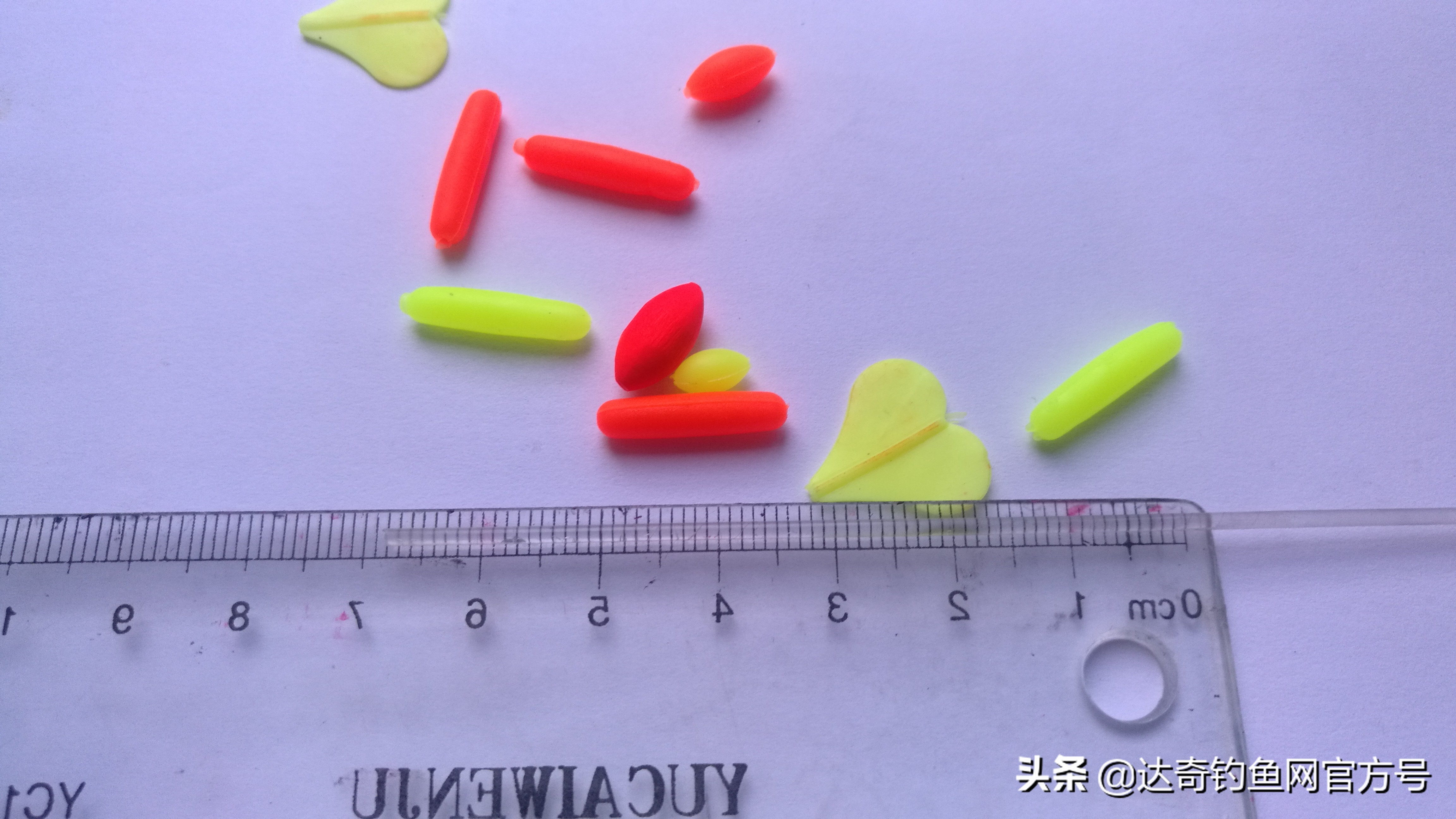 水晶尾浮漂很高级?透明度高的漂尾用料并不贵,更不一定适合你