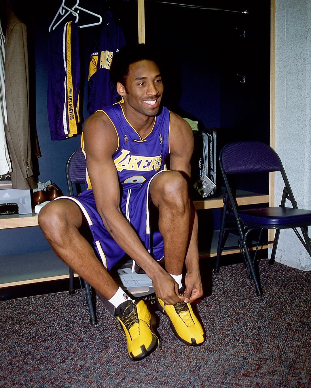 科比上脚球鞋全回顾,今日上脚球鞋全明星