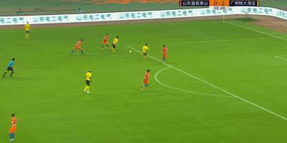 疯狂双人组,疯狂5-0恒大热身赛大胜中甲队