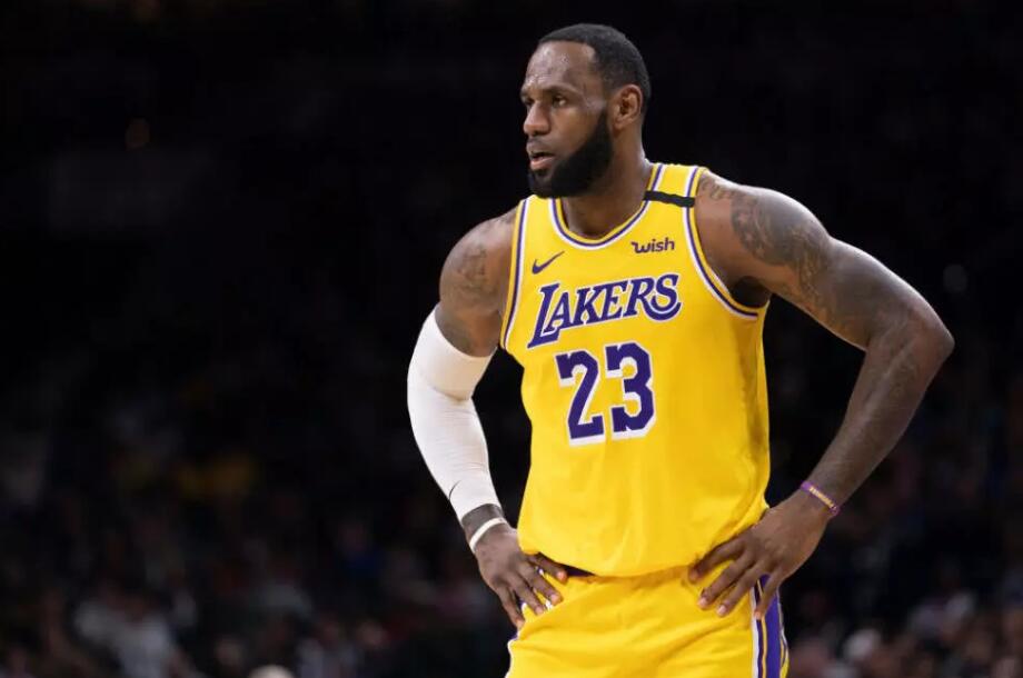 詹姆斯的天赋能进历史前10吗,詹姆斯跟乔丹时期谁的防守强度大