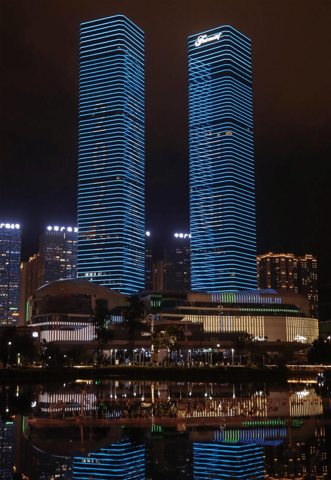 贵州贵阳第一高楼,贵阳花果园300米高楼有多少