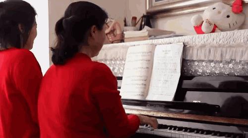 “我在为自闭症女儿奔波，你却让你妈吸雾霾”