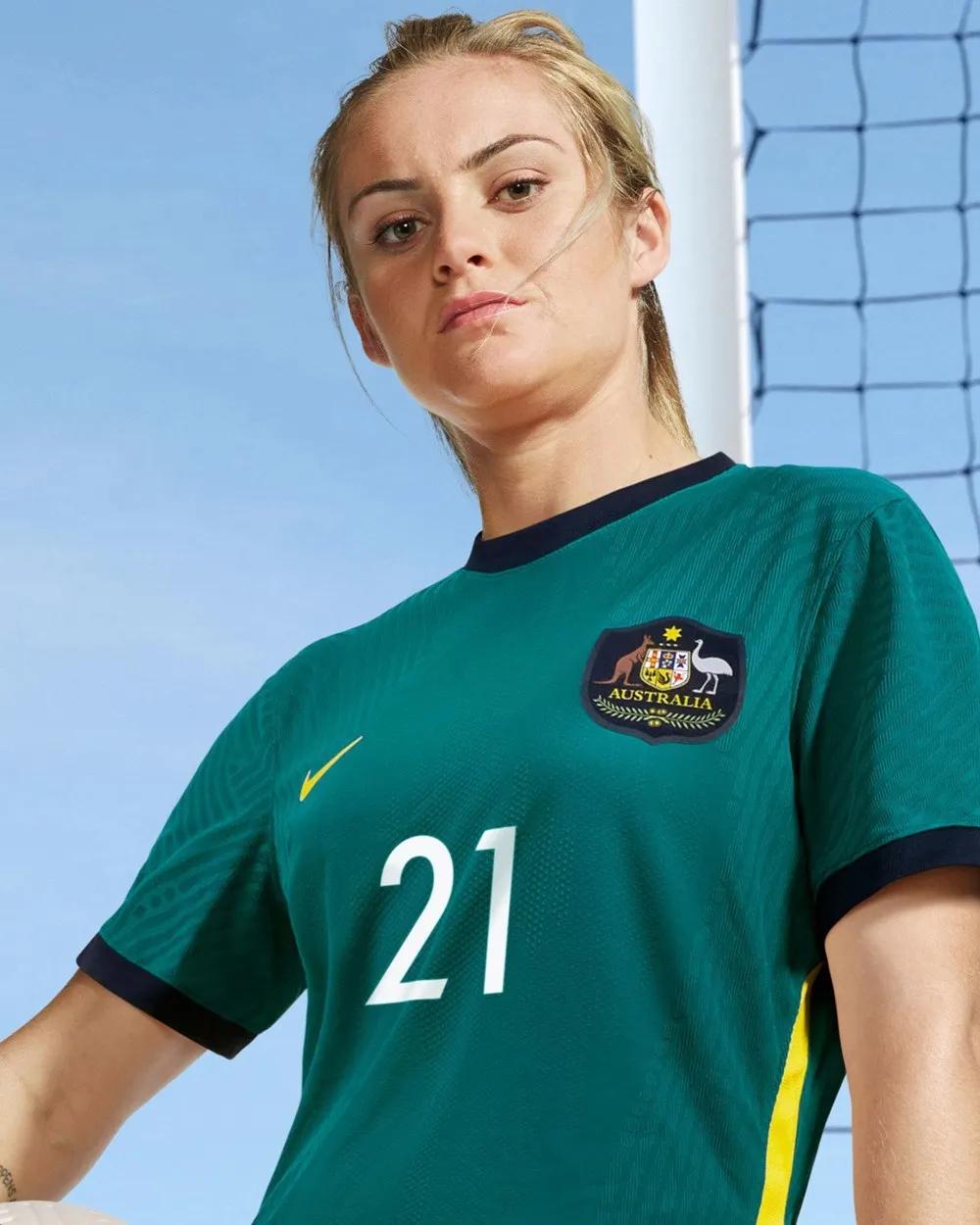 足球2022-2023赛季球衣讲解,足球下赛季新球衣