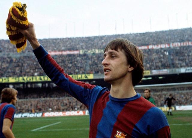 约翰·克鲁伊夫在足球界出名吗,克鲁伊夫才是足球第一人