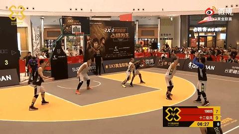 这么脏？扫堂腿+铁肘！曹芳队友与前*疆新**野球外援爆发冲突