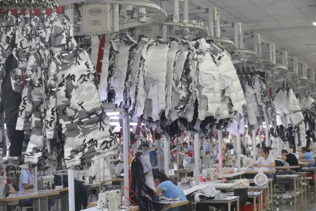 贵是波司登的救命稻草吗,为啥波司登比雪中飞贵