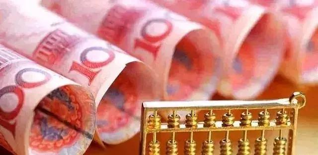 公务员教师哪个工作性质好,公务员教师哪个好