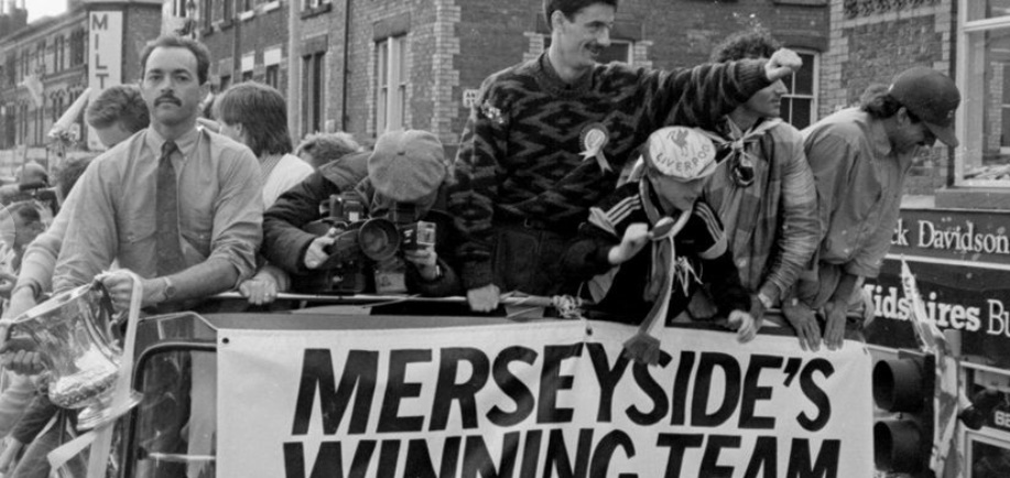 利物浦2324赛季客场球衣图文,利物浦1819赛季主场客场球衣