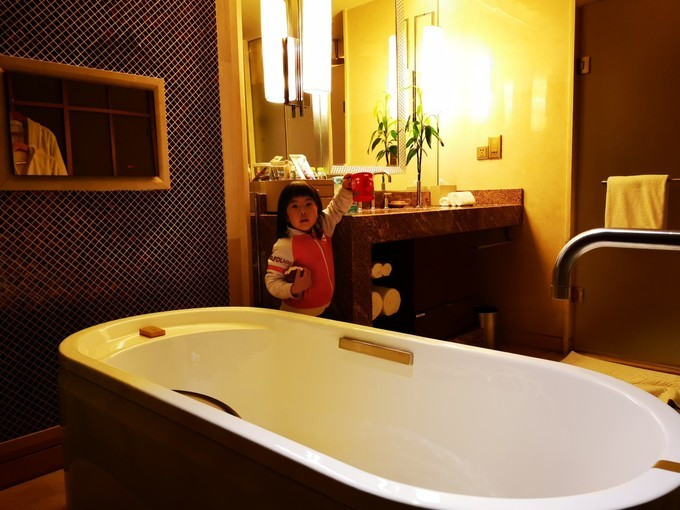 拔草！青岛超亲子海景五星酒店全攻略，春节白菜价，快抢！