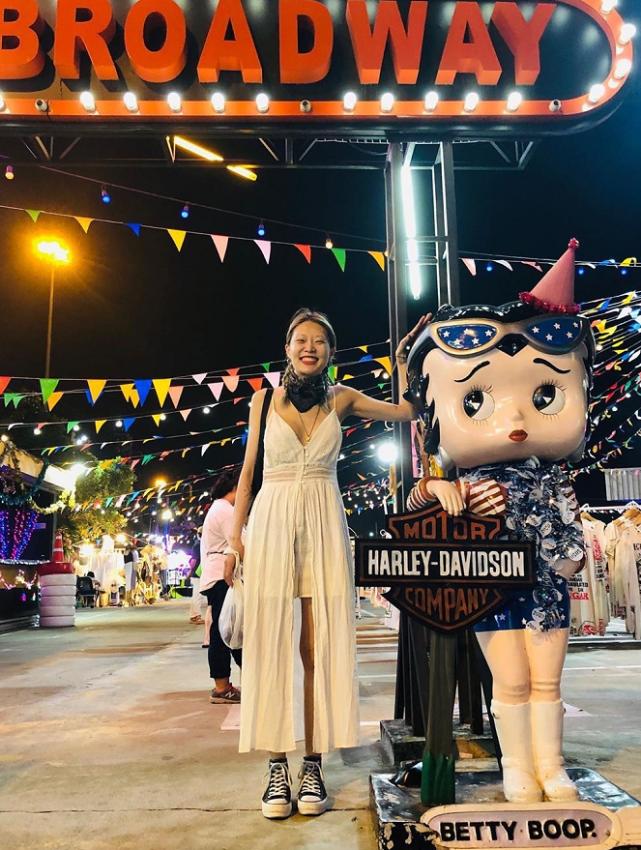 马丁靴现在好流行吗,马丁靴真的不好穿吗