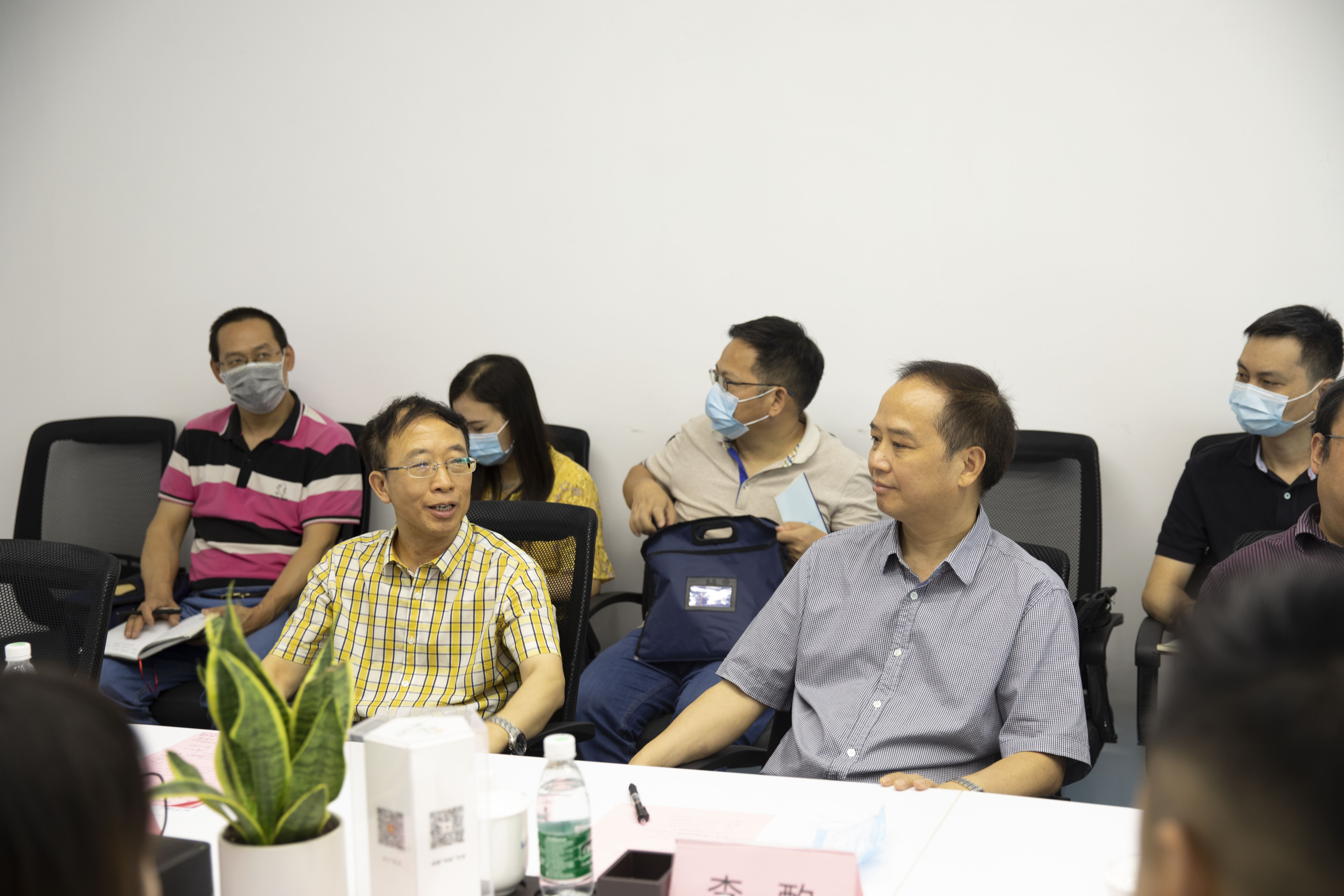 四川省广播电视局一行赴*今条头日**四川分公司考察调研