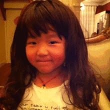 搞笑gif段子妹子有点太淘气了,搞笑gif妹子你又调皮了