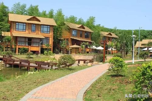 中国最具魅力的、最浪漫的温泉度假村:湖北洪湖悦兮半岛温泉!
