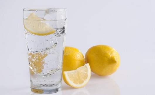 欧阳娜娜居然把擦*处私**的药涂脸，火遍小红书的美白方法当真有用？