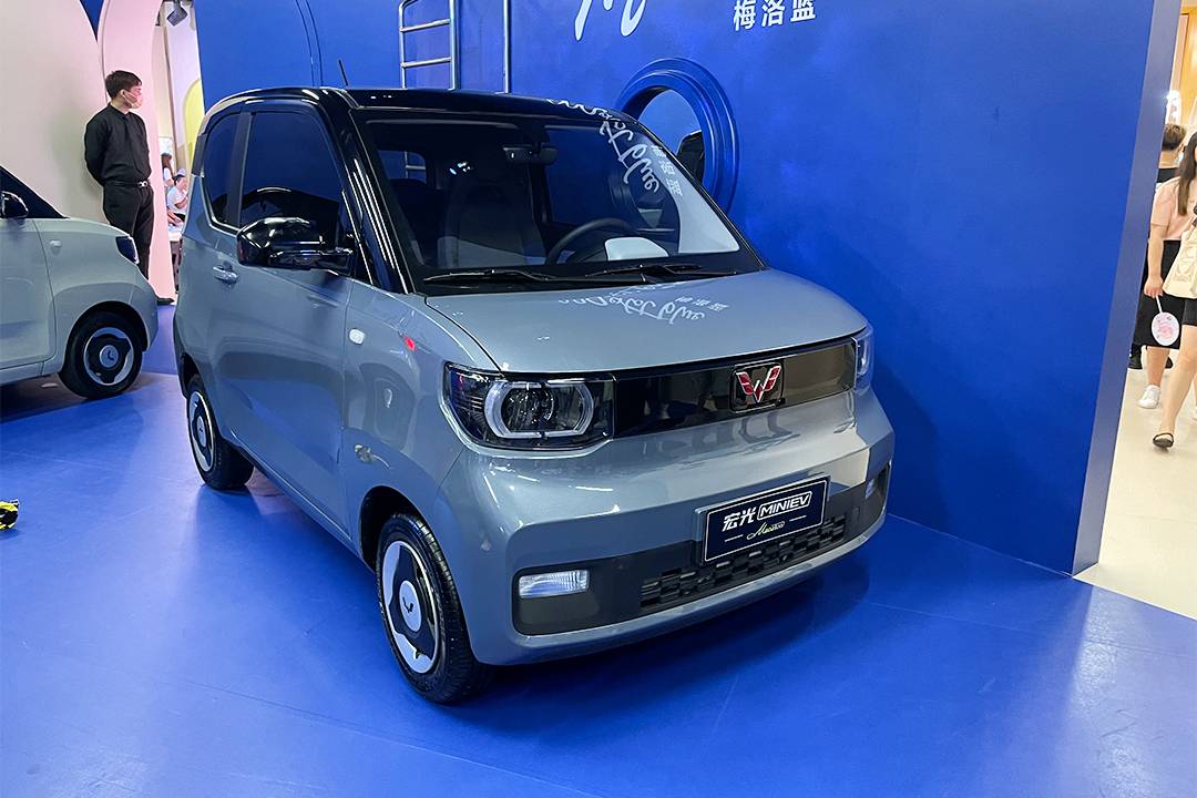 五菱宏光miniev第3代马卡龙粉色,紫色白顶马卡龙五菱宏光mini新车