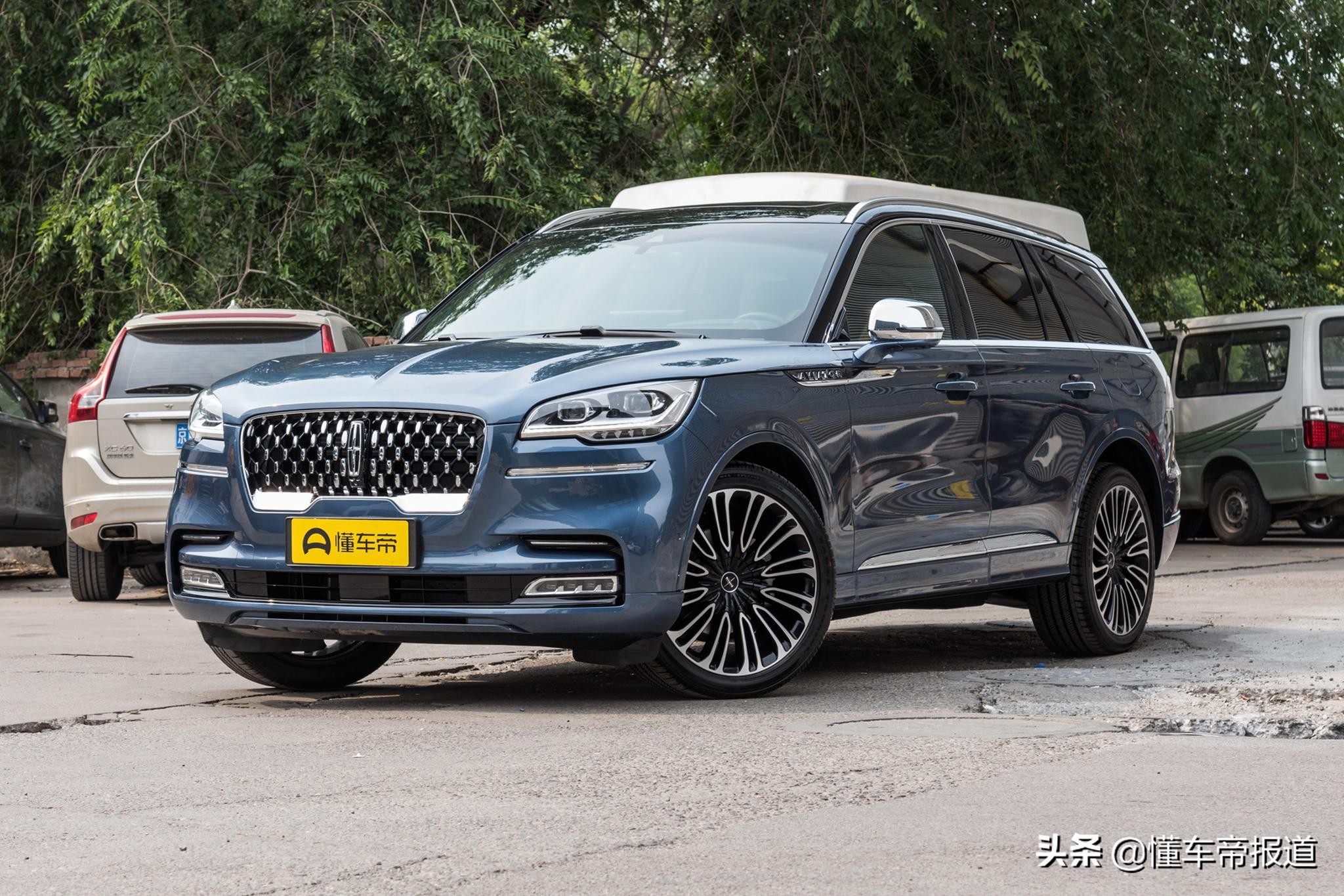 宝马x5新车降价最新消息,宝马x5l国产2022款3.0t价格表