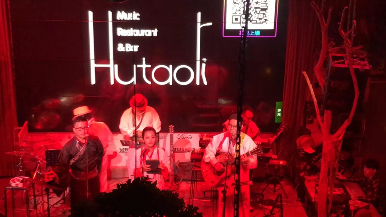 胡桃里音乐酒馆郑州哪个出名,郑州胡桃里音乐酒馆