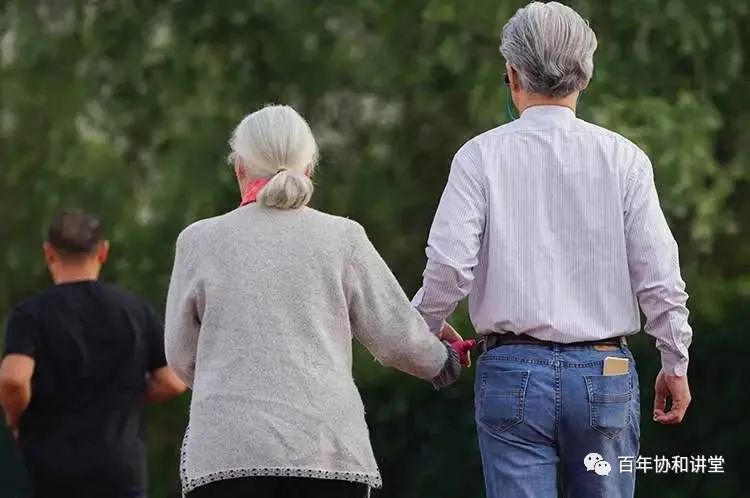 如何治疗和护理急性肾盂肾炎病人？听听协和专家怎么说