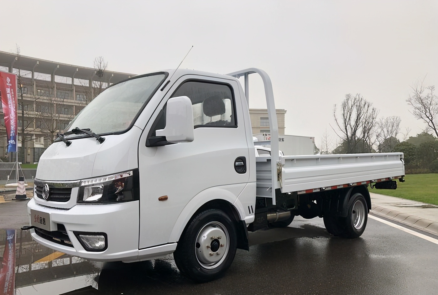 黄牌中卡货车,黄牌轻卡怎么选