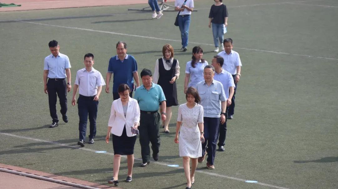 震撼来袭！西安市西航一中“名校+”教育联合体2021文化体育节暨西航一中第33届运动会开幕式酷炫登场