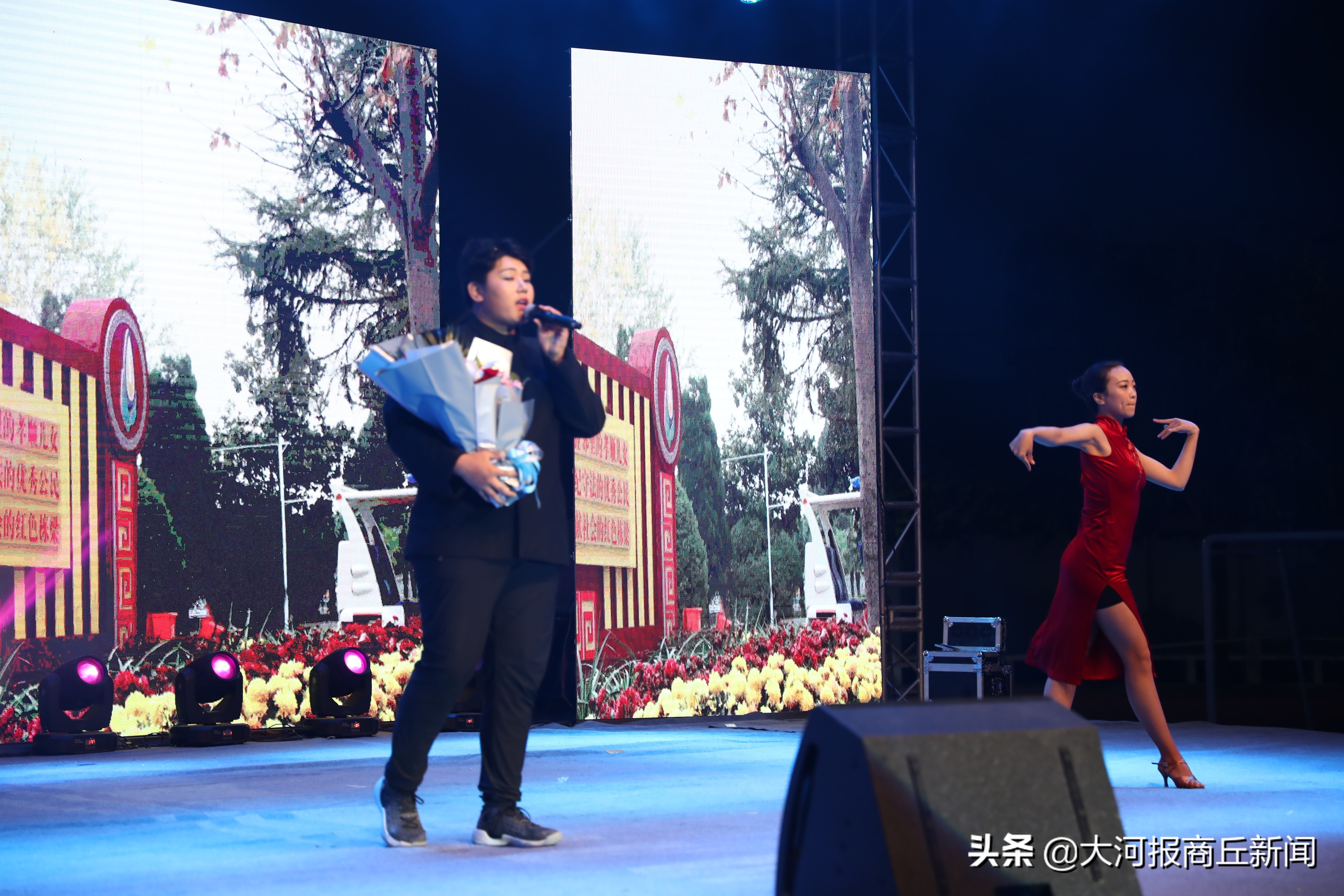 青春心向*党**建功新时代商丘市回民中学举行五四青年周文艺汇演