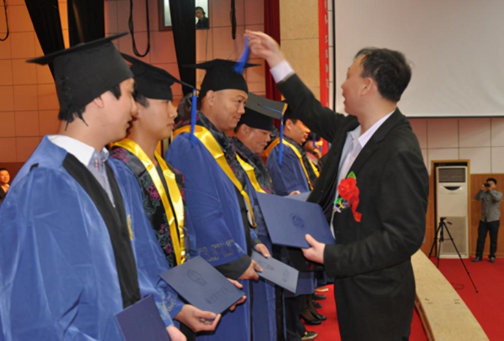 考研大小年就是考试当年吗,什么叫考研大小年现象