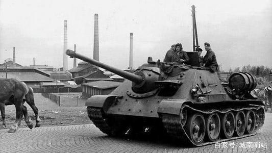 坦克世界su-100优缺点,su-100坦克