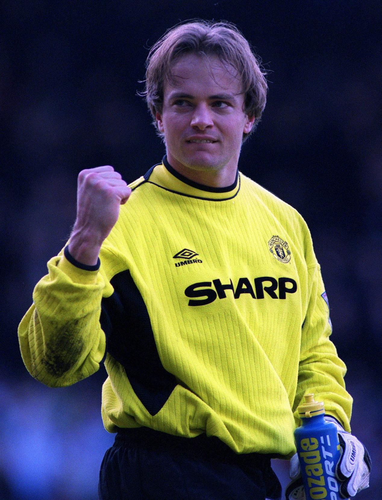 被弗格森抛弃，自毁前程的“红魔一号门将”接班人马克·博斯尼奇