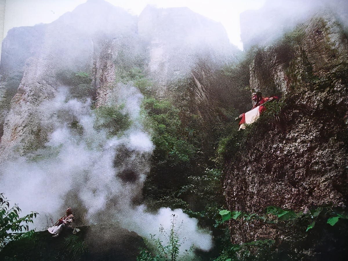 香港黑帮电影为什么少拍,香港黑帮电影中的真实人物