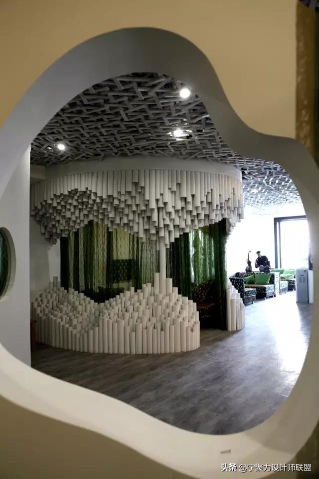 功能在左，美感在右，这家婚礼会所满足了我对幸福的一切幻想