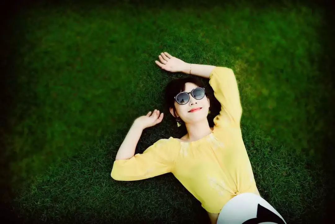 臻封面Vol.2|她是差不多小姐，更是狠角色美妈