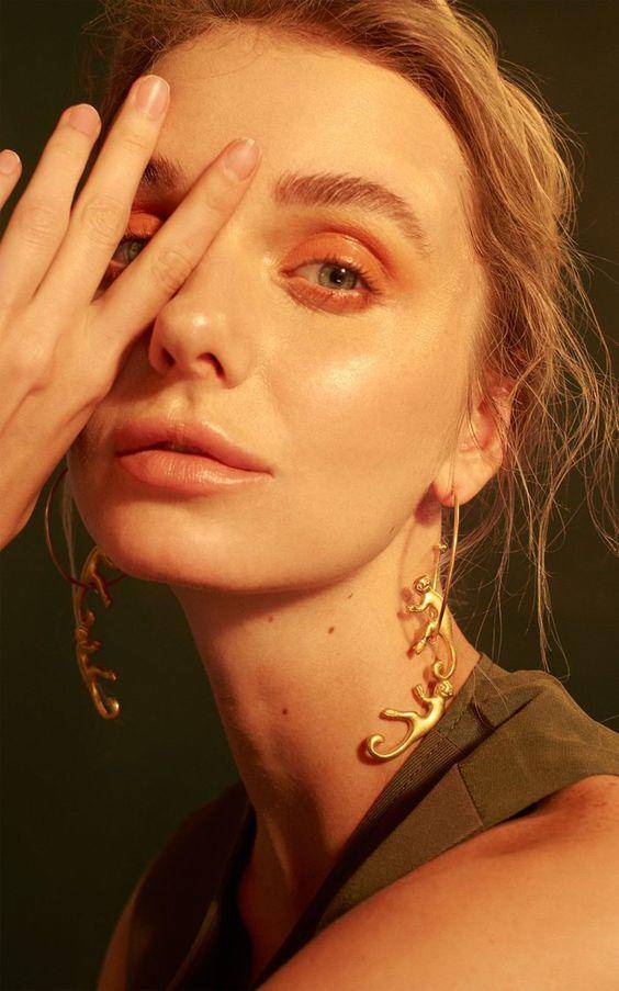 找一个跟你眼型一样的爱豆，学她！你也能拥有同款卡姿兰大眼