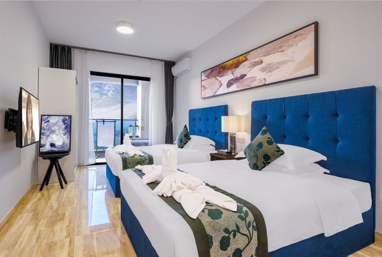 位于南昆山半山上的金叶子温泉酒店，享受尊贵的私家泡汤，新体验