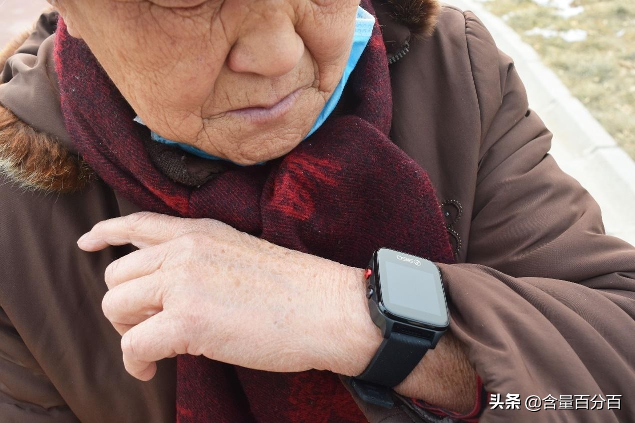 徒有虚表还是贴心实用？定位中老年人的360健康手表Pro点评