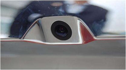 倒车影像辅助线两边的线怎么看,倒车影像辅助线如何看