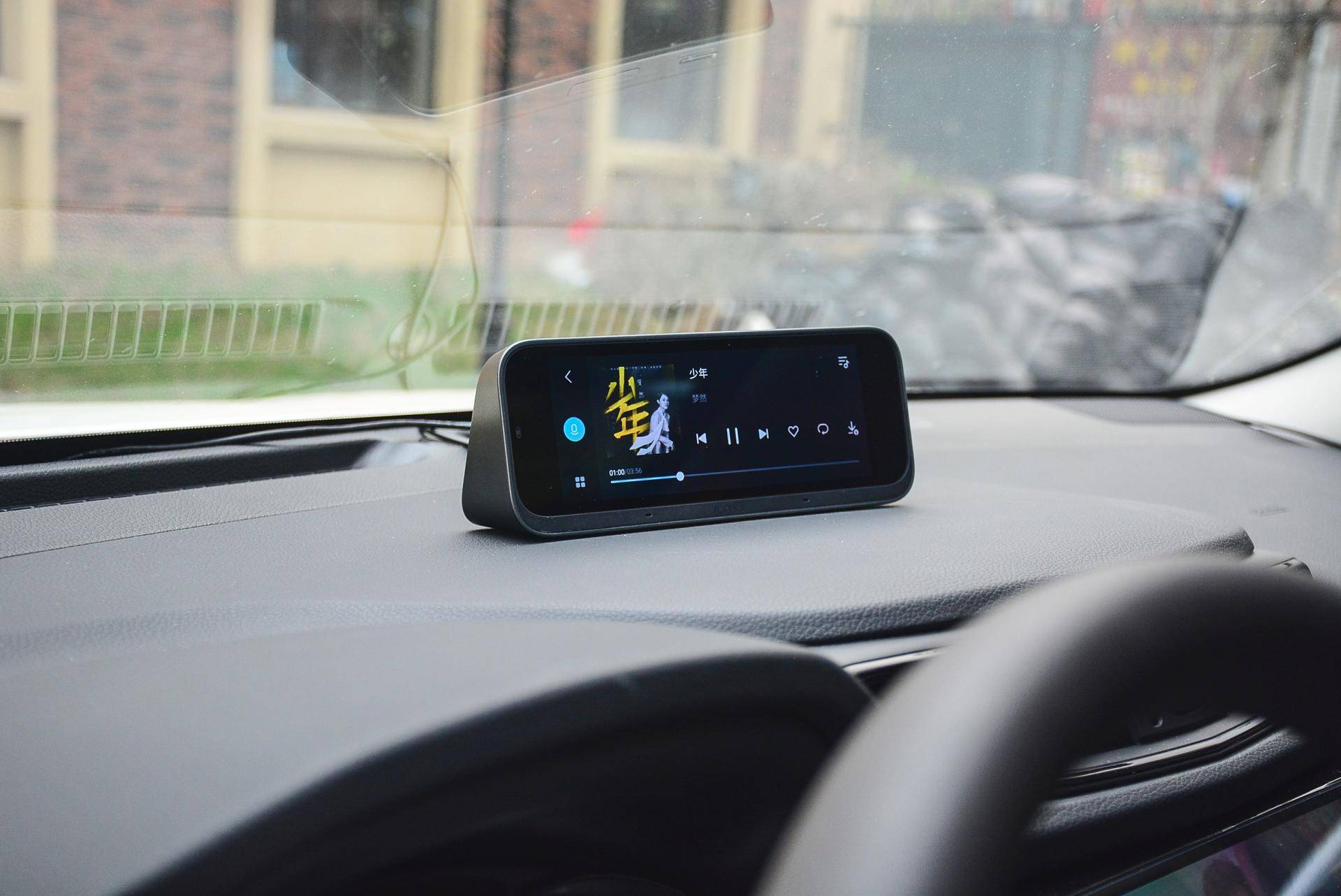 图便宜买低配车，装上小米70迈行车助手后“起死回生”