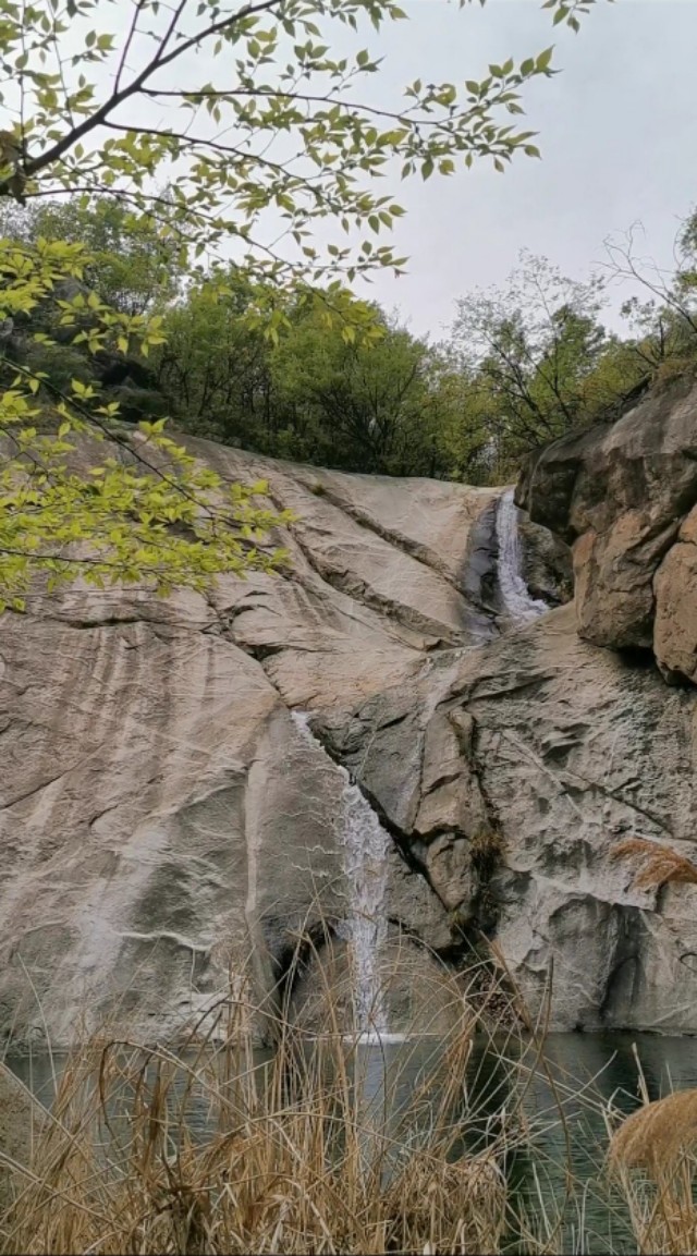 鲁山滚油锅瀑布景点,鲁山滚油锅瀑布路线