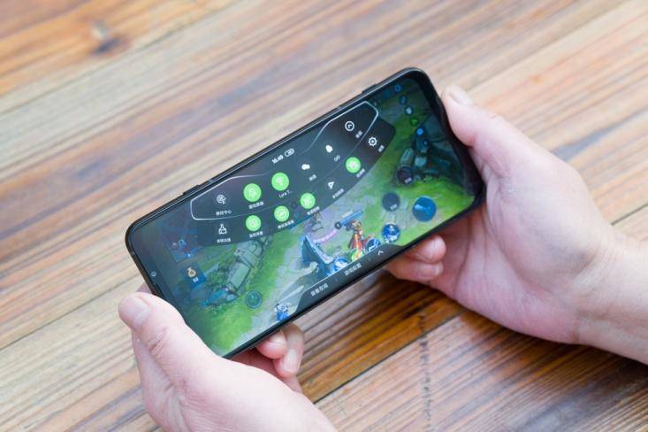 游戏手机黑鲨3是安卓系统吗,黑鲨3pro现在值得购买吗